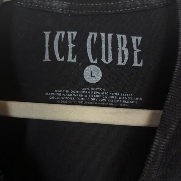 Ice Cube Officially Licensed Black Tie Dye Graphic HipHop Band Tee - Picture 5 of 5